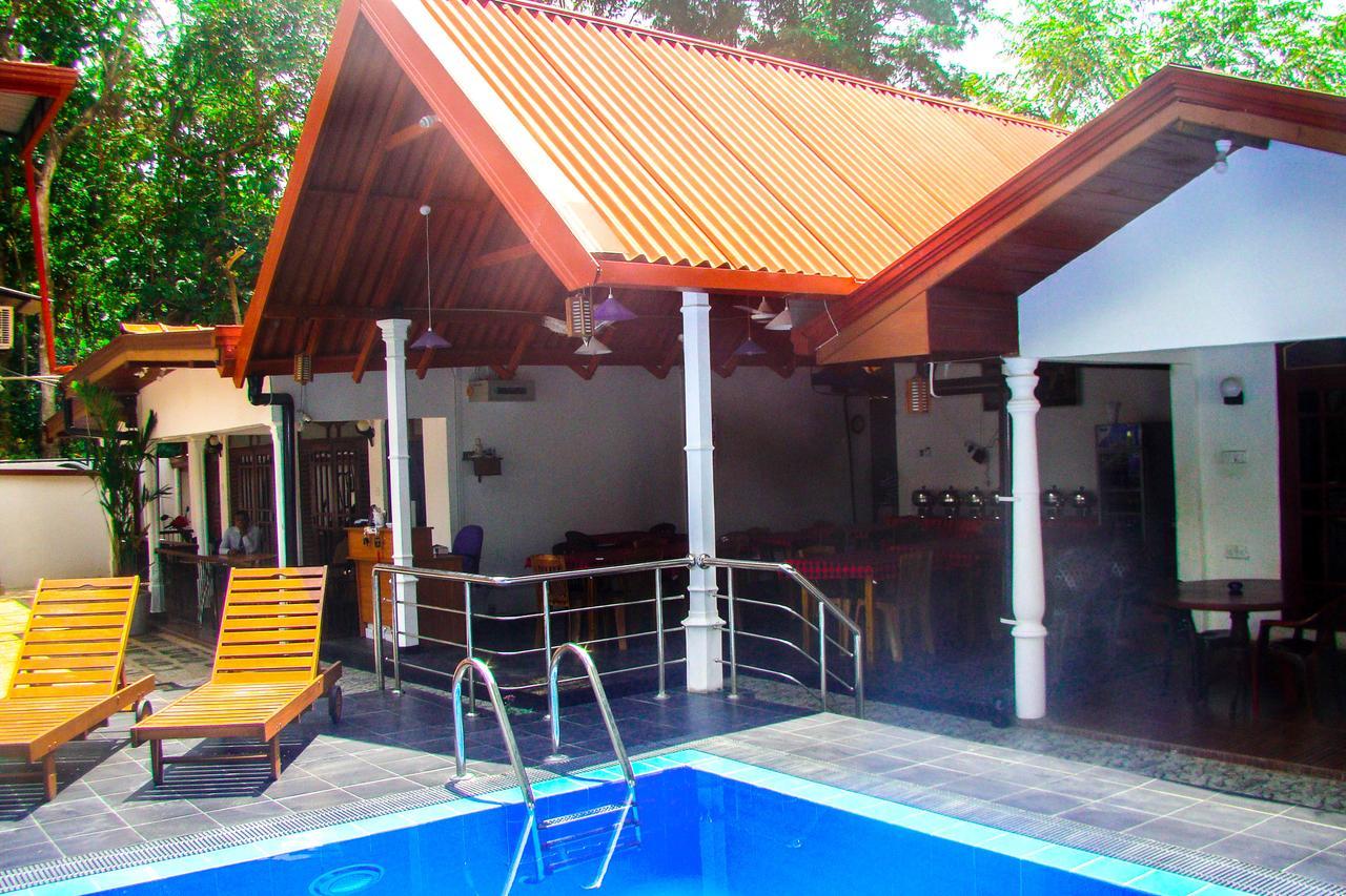 Sevonrich Holiday Resort Dambulla Esterno foto